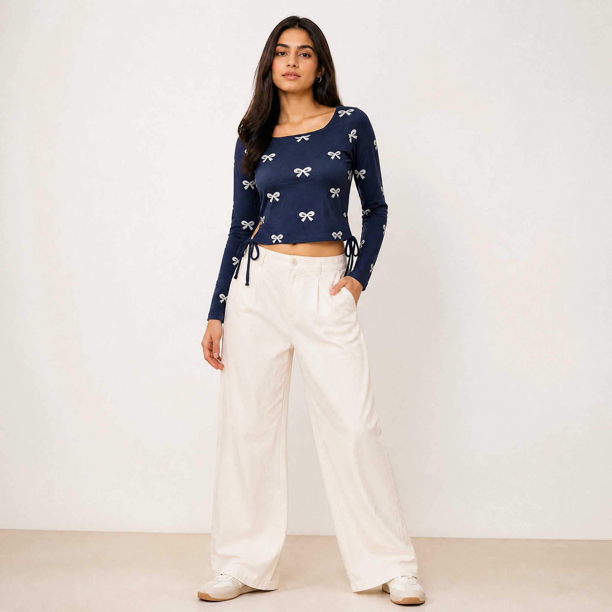The Poised Bow - Blue ( White Bow ) Print Crop top