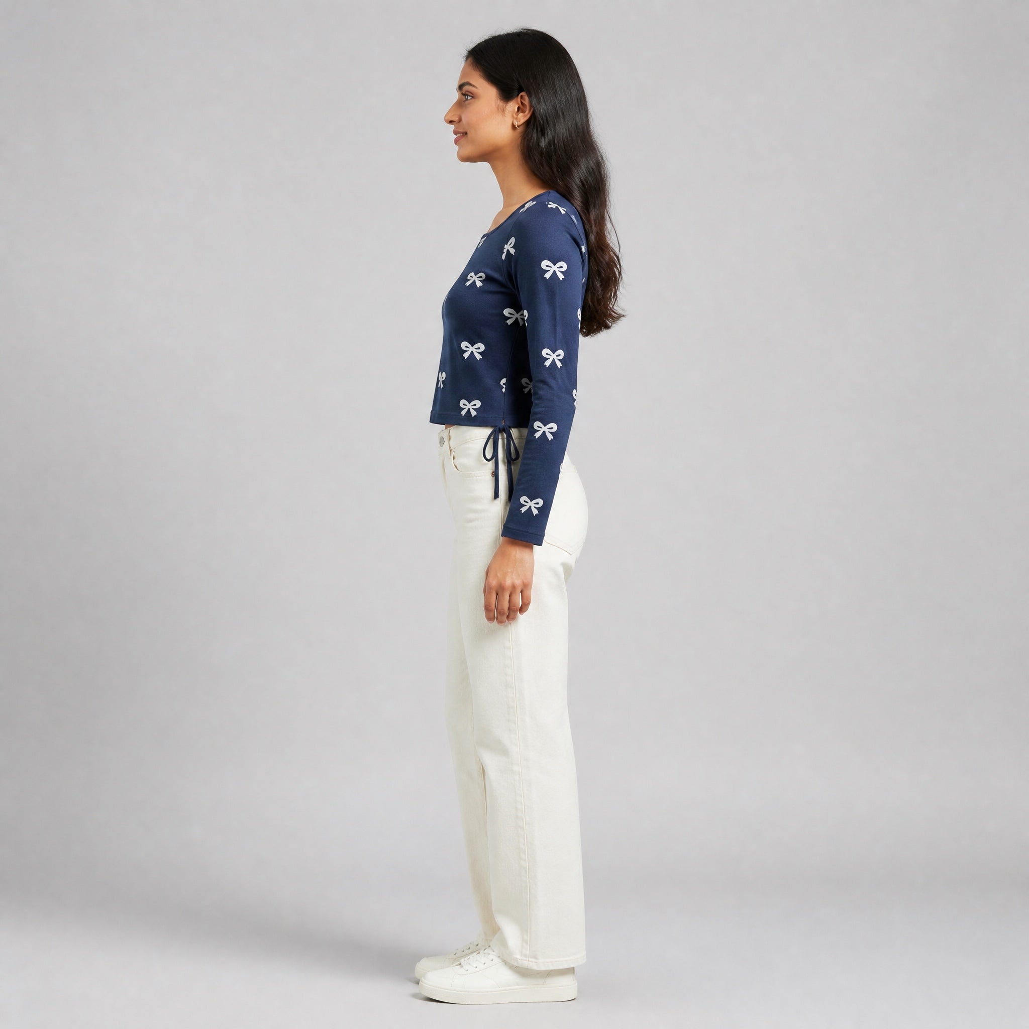 The Poised Bow - Blue ( White Bow ) Print Crop top